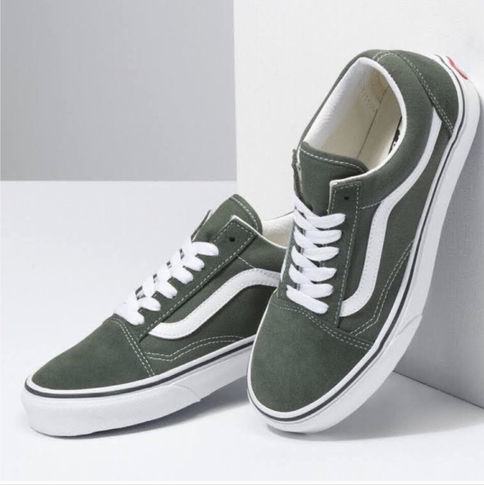 Women's Vans Old Skool Thyme Green shoes, size 9.5
